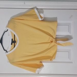 Forever 21 Top Blouse With Knot Cropped